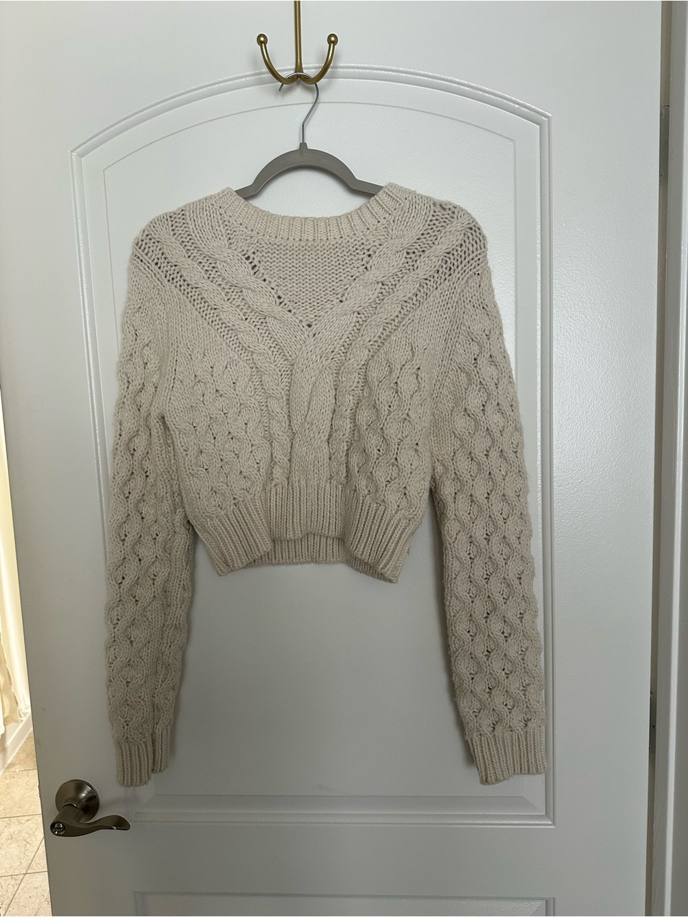 Zara Cream Cable-Knit Cropped Crew Sweater